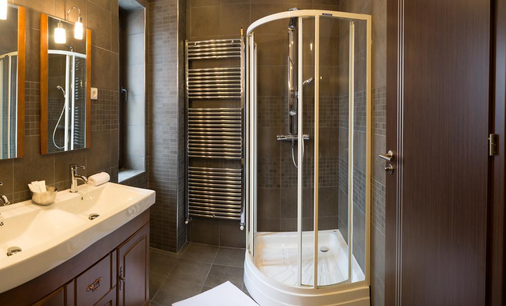 Thuild - Your World Of Leisure Targu Mures Ngoại thất bức ảnh