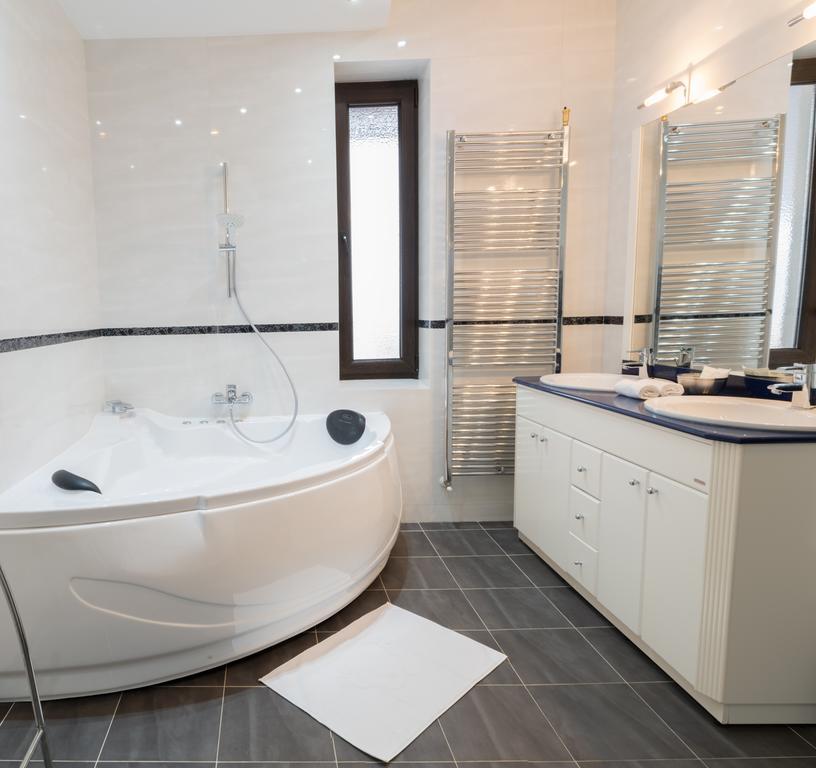 Thuild - Your World Of Leisure Targu Mures Ngoại thất bức ảnh