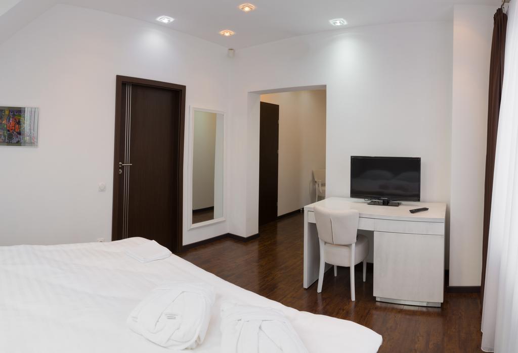 Thuild - Your World Of Leisure Targu Mures Ngoại thất bức ảnh