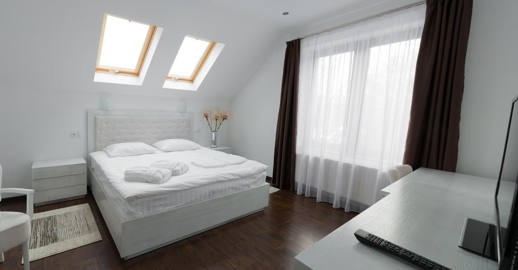 Thuild - Your World Of Leisure Targu Mures Ngoại thất bức ảnh